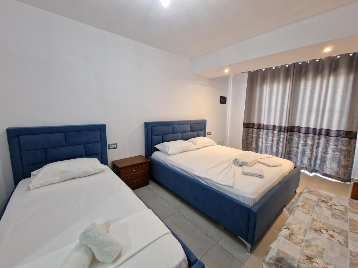 Petrefi Apartments Ksamil Extérieur photo